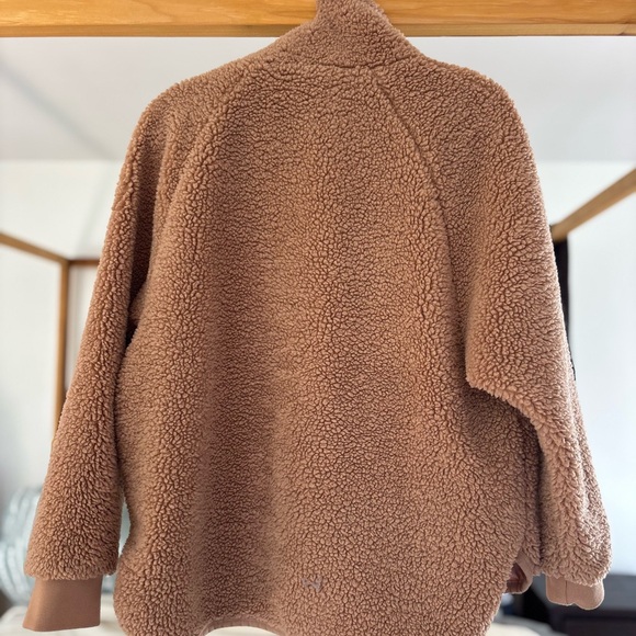 Beyond Yoga Tan Sherpa Pullover - Picture 3 of 6